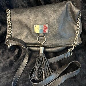 Nine West excellent. Condition purse 10/10